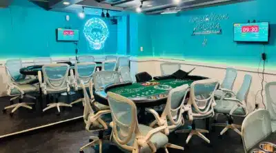 Forest neon赤坂の様子