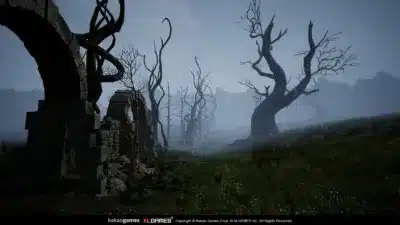 霧に包まれた荒廃した風景