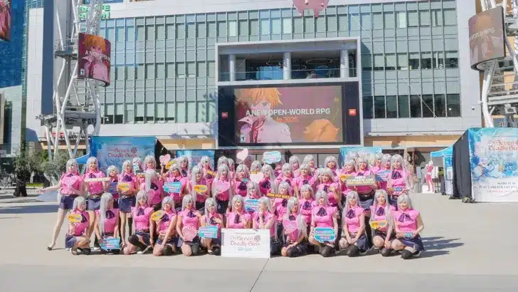 『七つの大罪：Origin』、ロサンゼルスで50人の「エリザベス」が奇跡のパレード！正式リリースへの期待が最高潮に！