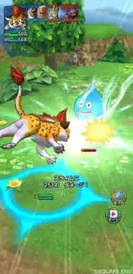 RPG モバイルゲーム ドラゴンクエスト バトル モンスター スライム ダメージ ファンタジー 戦闘 草原 UI