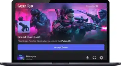 ラップトップ画面に表示されたゲーム「Greed Run」のプロモーション