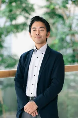 中山 淳雄 氏